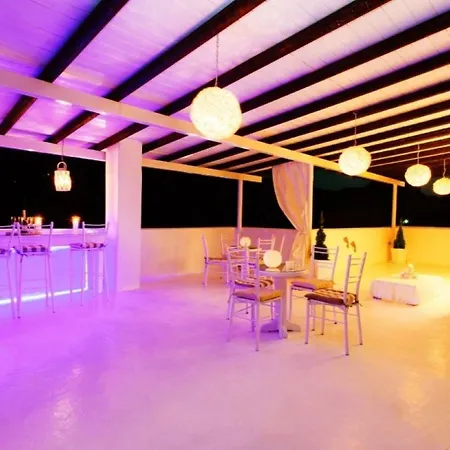 White Diamond Villa *