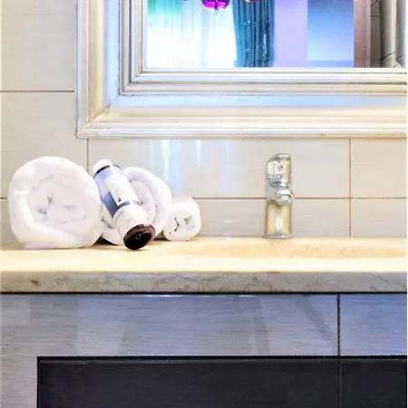 White Diamond Villa *
