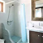 White Diamond Vila Kamena Vourla