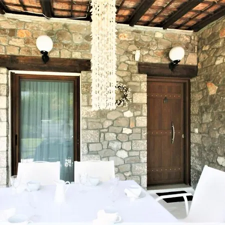 White Diamond With Private Pool For Group Up To 12 Villa