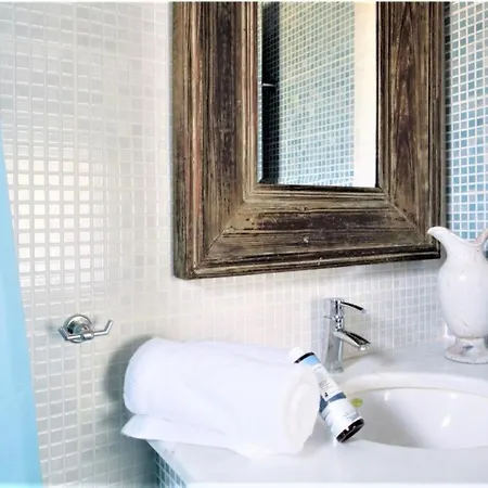 White Diamond With Private Pool For Group Up To 12 *