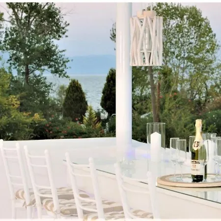 White Diamond With Private Pool For Group Up To 12 Villa Kamena Vourla