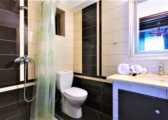 White Diamond Villa Kamena Vourla