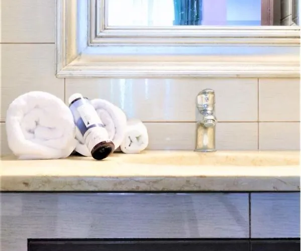 White Diamond Villa *